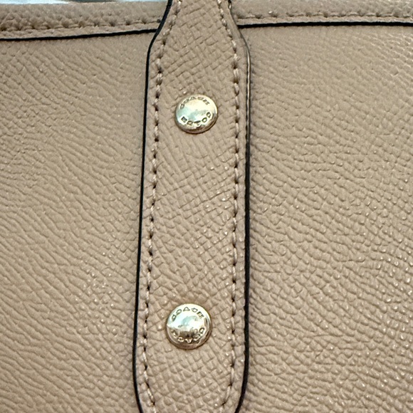 Coach City Zip Leather Tote Bag - Picture 3 of 10